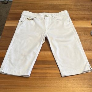 NWOT Denim. Ring condition no rips no tears no stains size 8